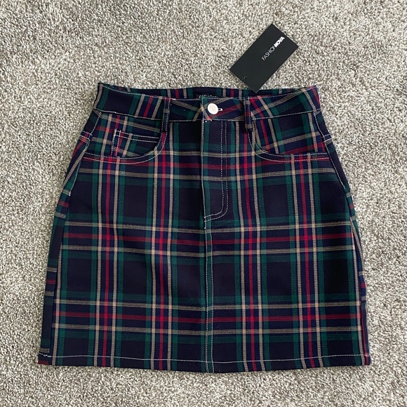 Fashion Nova Dresses & Skirts - NWT Plaid Mini Skirt